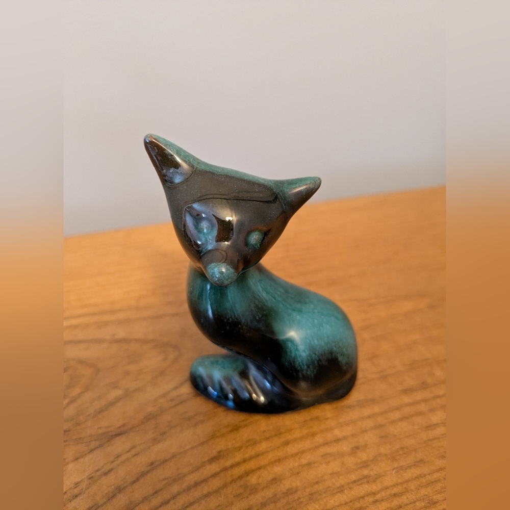 Vintage Blue Mountain Pottery Fox Figurine